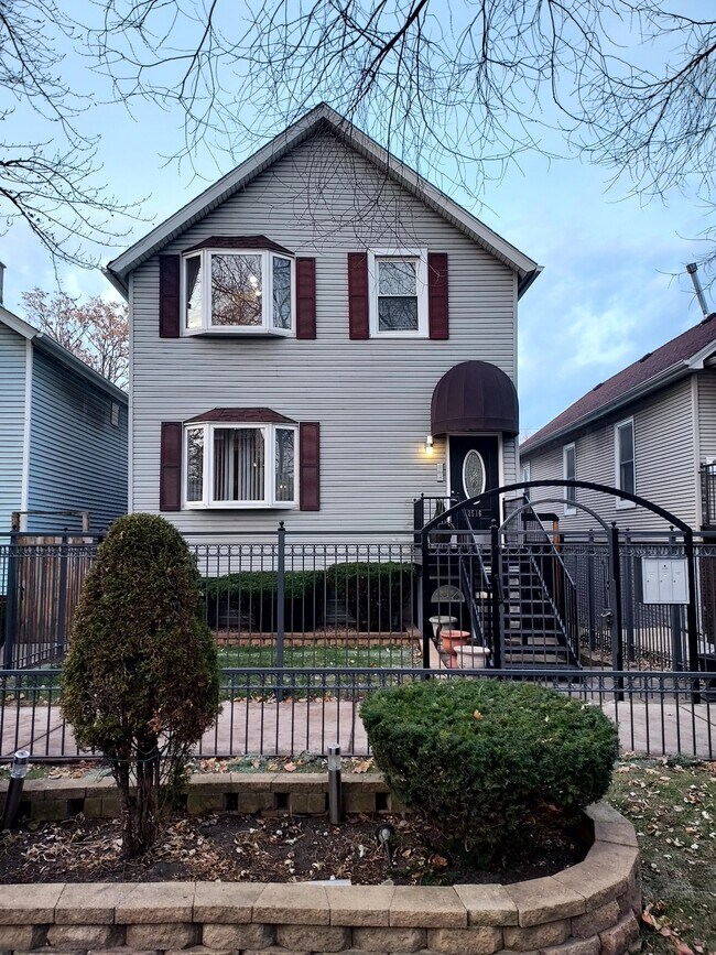 Foto del edificio - 2516 W Lyndale St