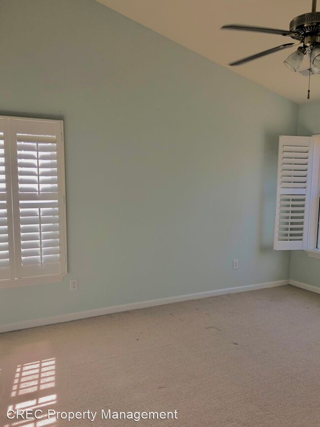 Building Photo - 3 br, 2.5 bath House - 1557 Ashley Gardens...