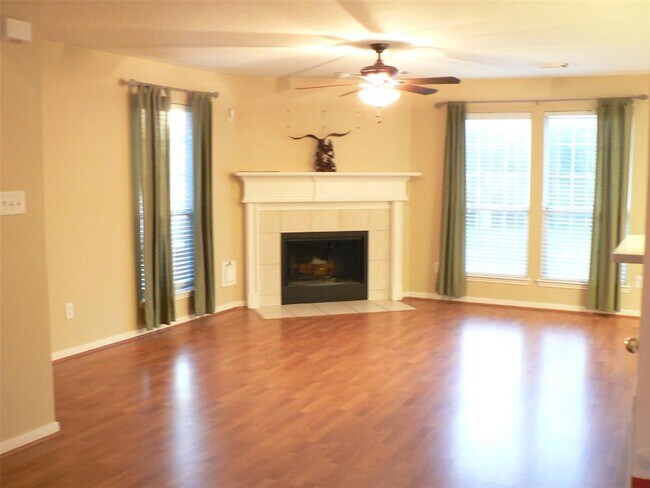 Building Photo - 615 Brazos Trace Dr