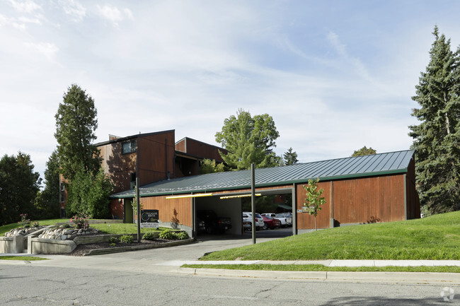 Building Photo - Treehouse North Apartments