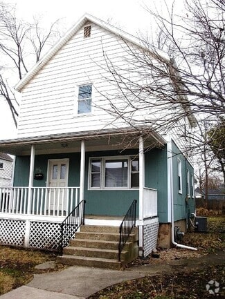 Building Photo - 609 W Market St