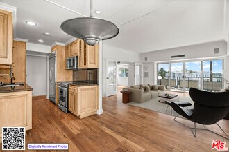 Building Photo - 1155 N La Cienega Blvd
