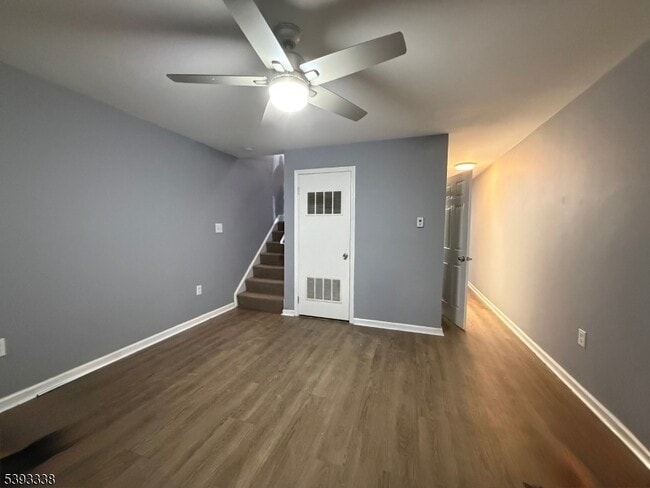 Building Photo - 90 Governor St