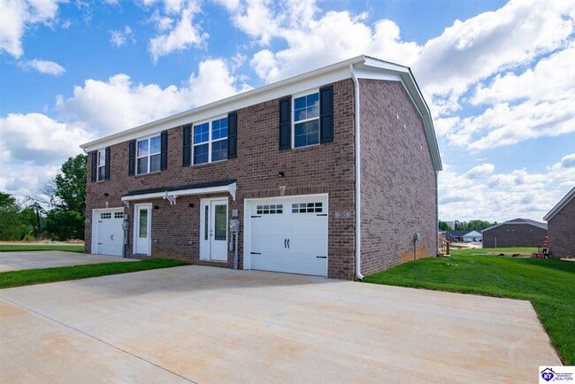Building Photo - 203 Dixon Cir