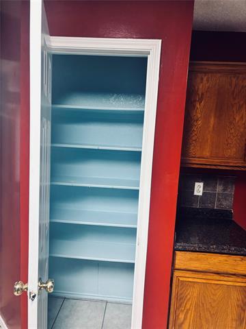 Foto del edificio - 6318 Sasaki Way