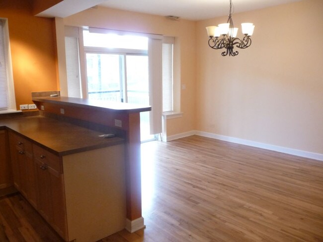 Foto del edificio - 4921 N Winthrop Ave
