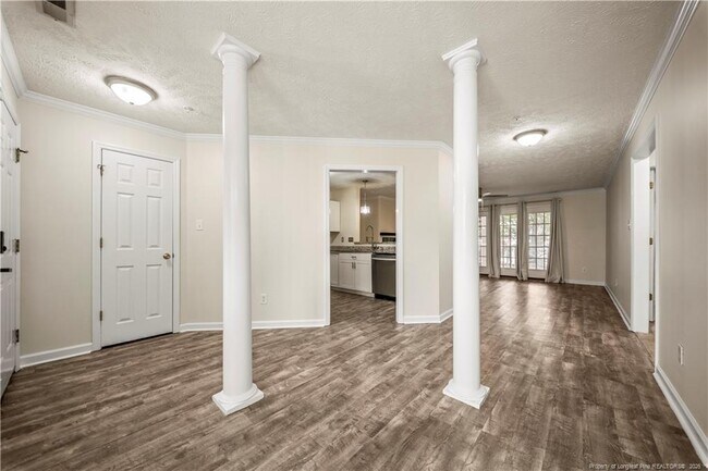 Foto del edificio - 380 Bubble Creek Ct