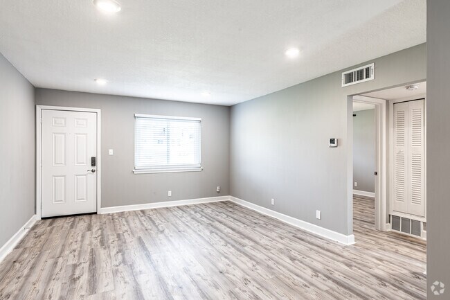 2HAB, 1BA - 950 ft² - The Shawnee