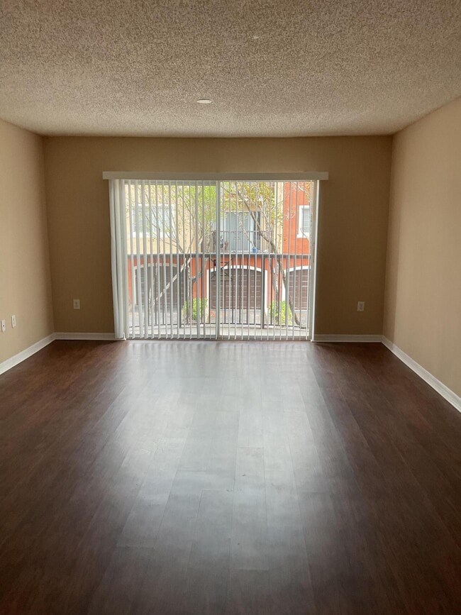 Building Photo - 4171 N Haverhill Rd