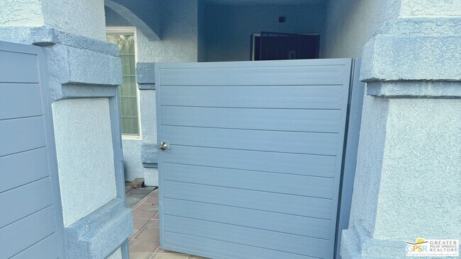 Building Photo - 51905 Avenida Rubio