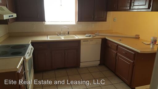 Foto del edificio - 10121 SE 23rd St