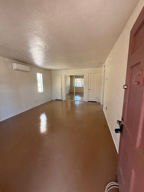 Foto del edificio - Town Home For Rent