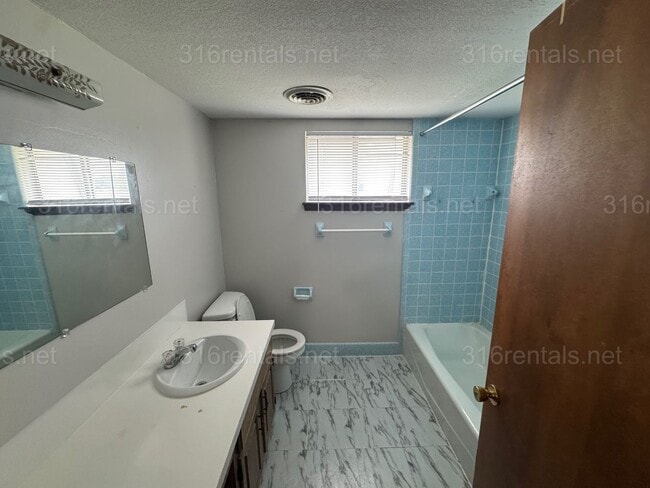 Foto del edificio - $850- 2 bed 1 bath - Townhomes