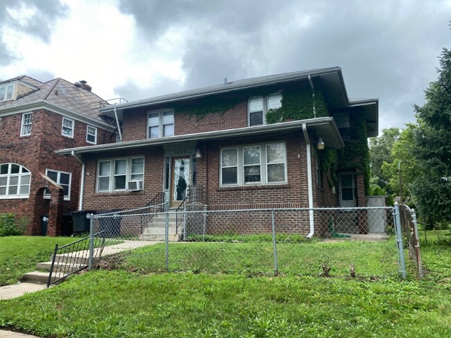 Foto del edificio - 1405 S 10th St