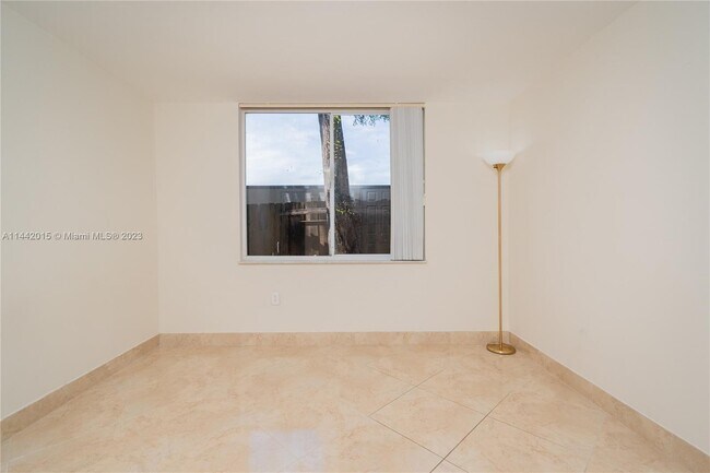 Foto del edificio - 1720 NW N River Dr