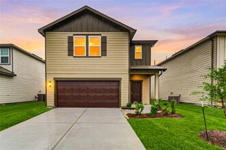 Building Photo - 8815 Vacek Xing Wy