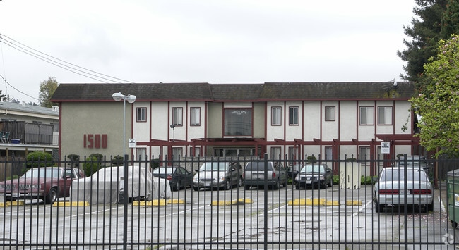 Building Photo - Marion Apartments