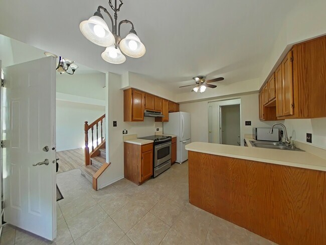 Foto del edificio - 3524 Willowview Ct