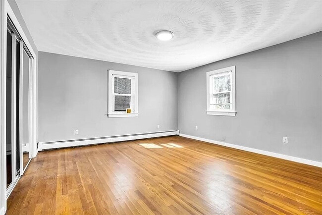 master bedroom - 196 Grafton St