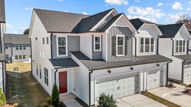 Gorgeous New Construction! Updated Kitche... - Gorgeous New Construction!  Updated Kitche... House