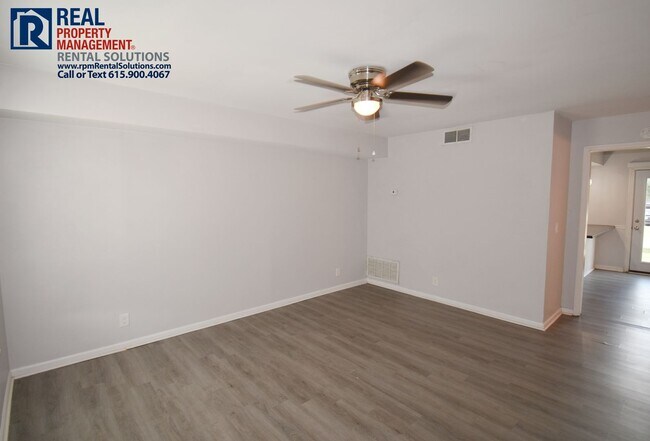 Foto del edificio - 2BD/1.5BA updated townhome, quick walk to ...