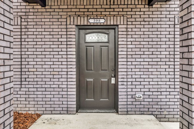 Building Photo - 398 Colgate Ave