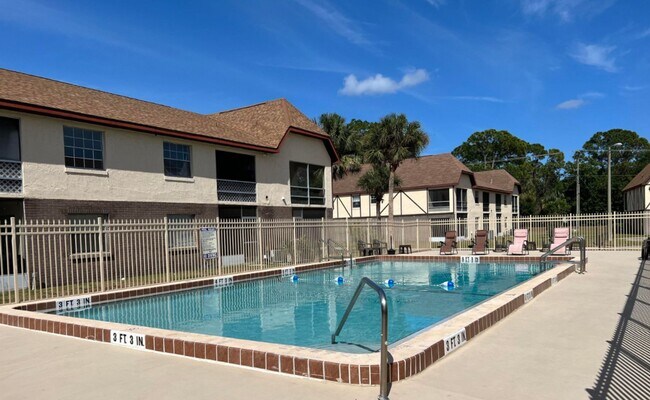 Building Photo - 3080 Sir Hamilton Cir
