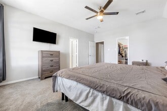 Building Photo - 1413 TX-146