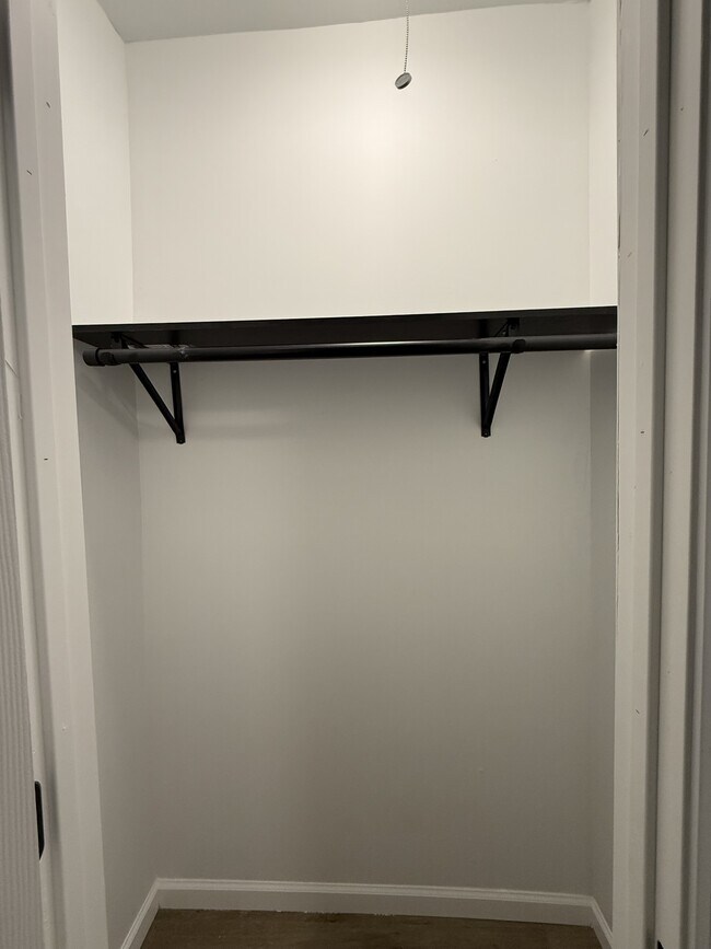 Foto del edificio - 5044 S Old 3C Rd