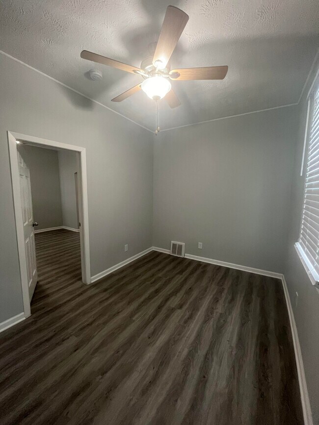 Bedroom #2 - 903 Avenue A