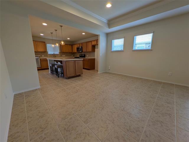 Building Photo - 6895 Hickory Creek Dr