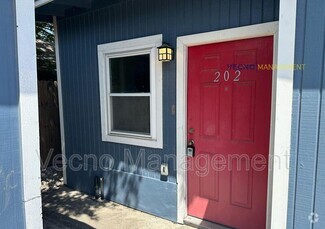 Building Photo - 411 Cincinnati Ave