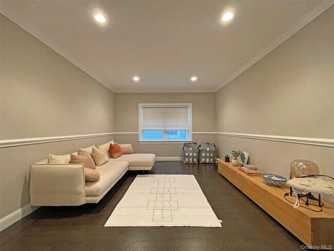 Foto del edificio - 1019 Grove St