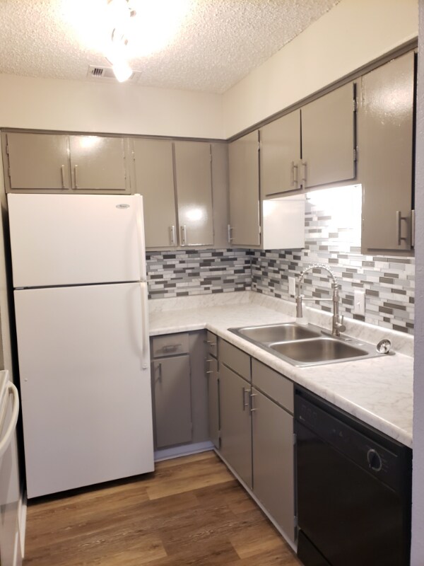 1100 E 10th St, Colorado City, TX 79512 Room for Rent in Colorado