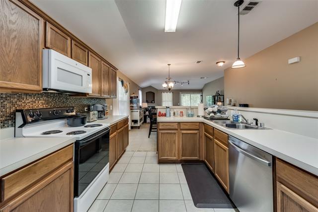 Building Photo - 4308 Vinyard Way