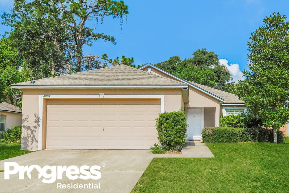 Primary Photo - 3708 Longleaf Forest Ln