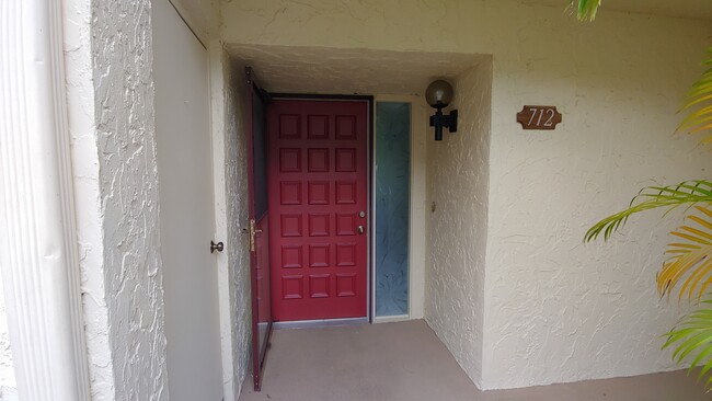 Foto del edificio - 700 Starkey Rd