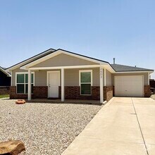 Building Photo - 2603 Winfield Ave