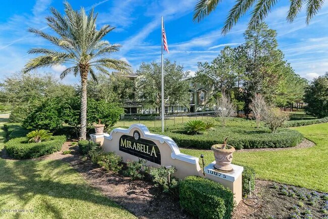 Condominios Mirabella - 10075 Gate Pky N