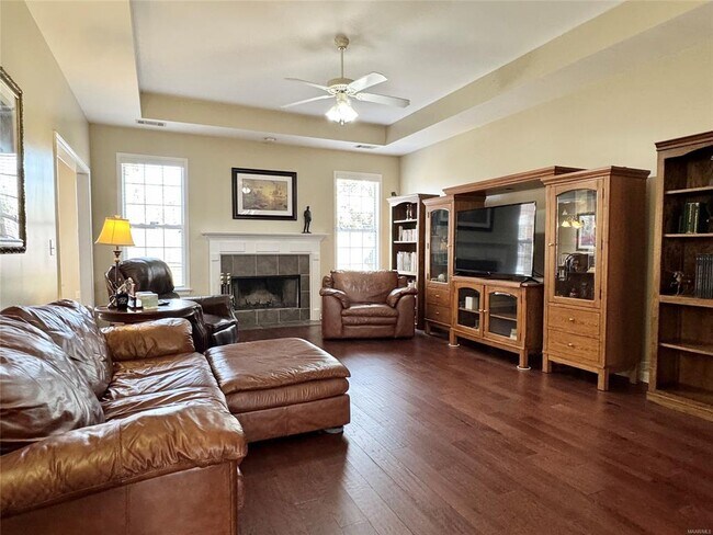 Foto del edificio - 8293 Grayson Grove