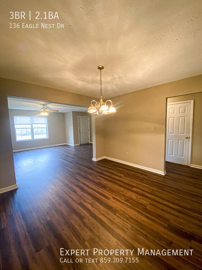 Foto del edificio - 136 Eagle Nest Dr