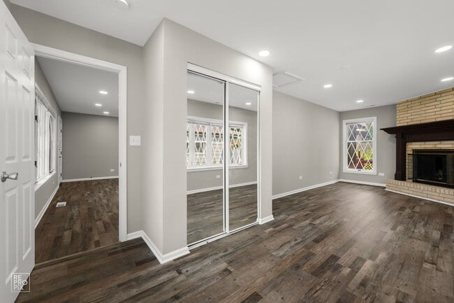 Building Photo - 755 Flagstaff Ln