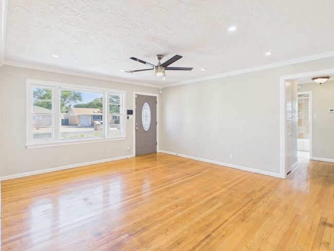 Foto del edificio - 5125 SW 16th Ave