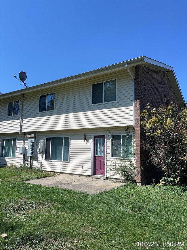 Building Photo - 39031 Edwards Ct