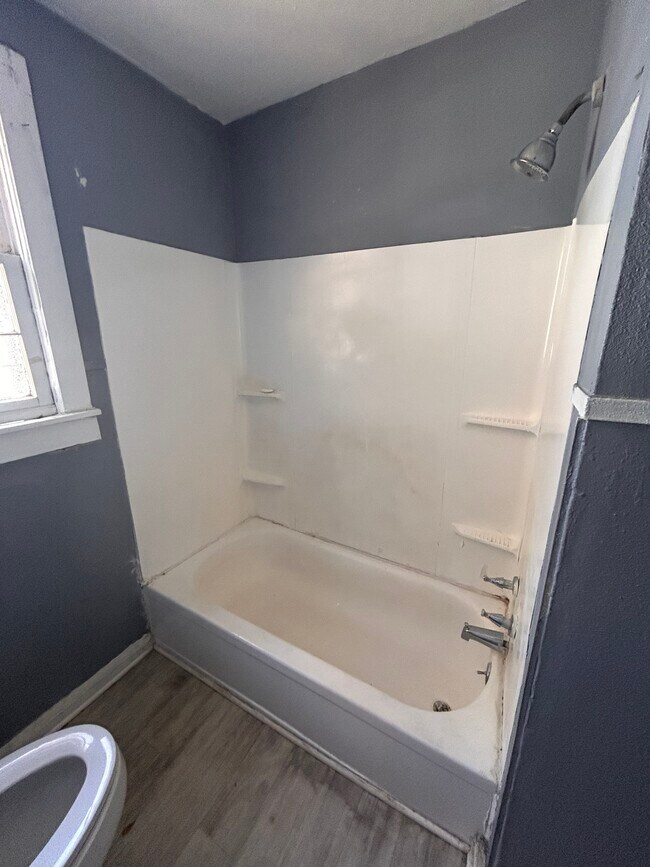 Foto del edificio - 2233 Queens Hwy