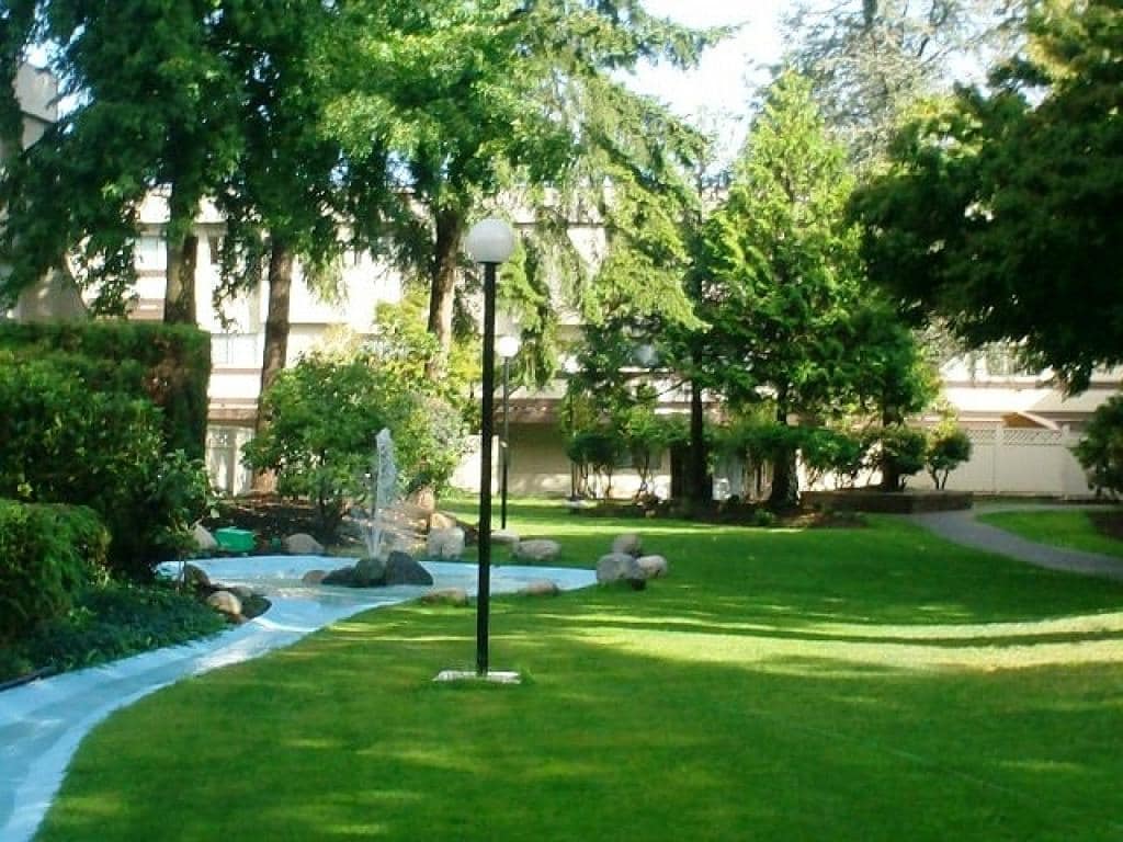 Building Photo - The Shannon Gardens Apartments