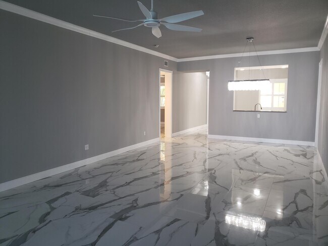 Foto del edificio - 11 Harbour Isle Dr W