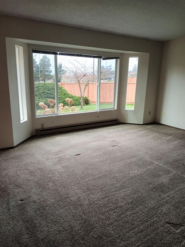 Foto del edificio - 2150 SW Swantown Rd