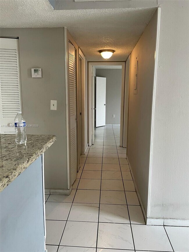 Foto del edificio - 5775 W 20th Ave