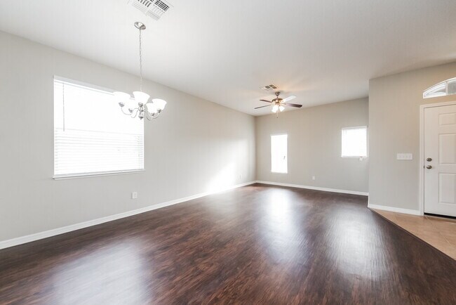 Foto del edificio - 2606 Corsini Ln